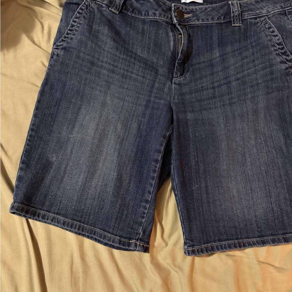 Liz Claiborne Classic Fit Denim Shorts